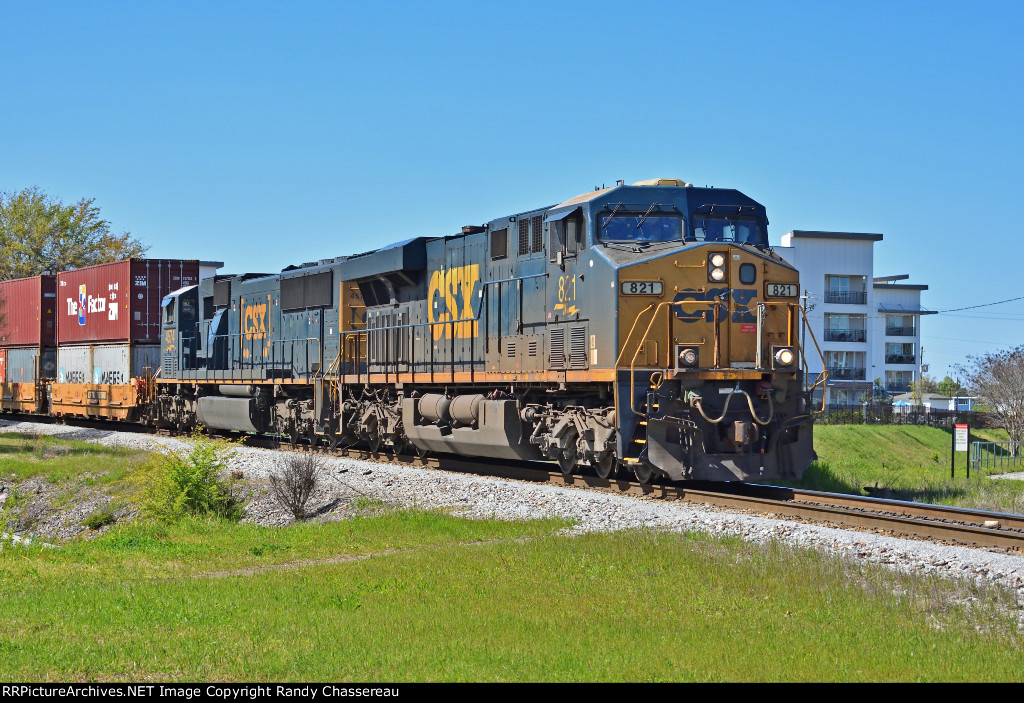 CSXT 821